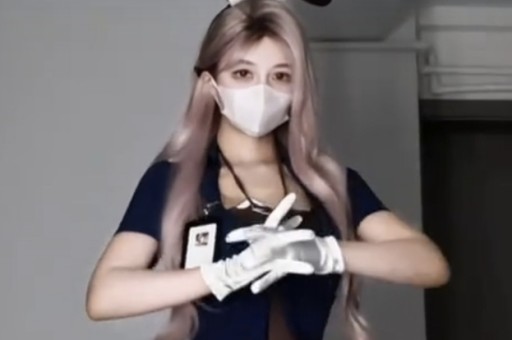 网红桐桐就酱突然停播圈内互撕爆猛料网友直呼这下真要凉了