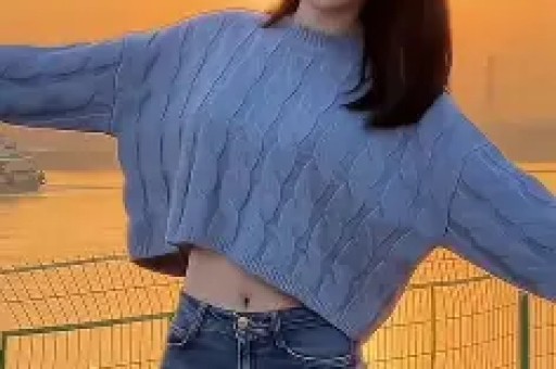 娱乐博主“吃瓜少女张小寒”账号遭封禁或因爆料赵丽颖恋情？